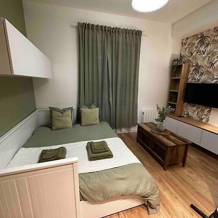 Apartamento Le P'Tit Antoine Pont-Évêque Exterior foto